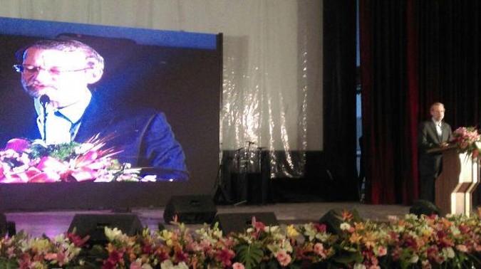 علی لاریجانی، رئیس مجلس شورای اسلامی به منظور افتتاح دومین آمفی تئاتر مجهز کشور وارد شهر قدس شد