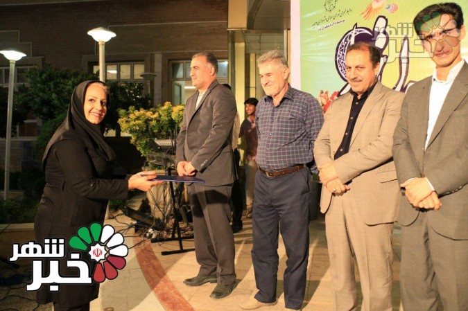 برگزاری جشنواره سفره های افطار در شهر وحیدیه