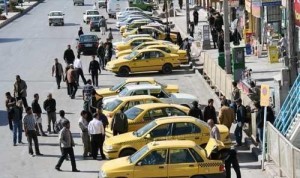 اخذ کرایه بیش از نرخ مصوب از سوی رانندگان تاکسی