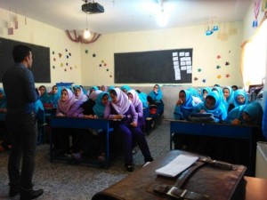 برگزاری کلاس آموزشی ارتباط موثر ویژه دانش آموزان در شهرستان ملارد