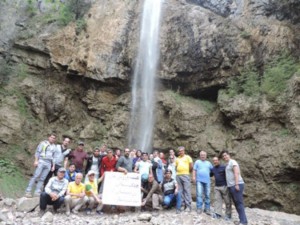 پیمایش آبشار زیبای تودارک رامسر توسط هیئت همگانی شهریار