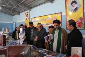 برپایی نمایشگاه کتاب به مناسبت دهه فجر در ملارد