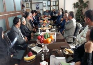 دیدار رئیس اتاق اصناف و روسای اتحادیه ها با فرماندار شهرستان قدس