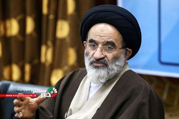 نماینده مردم تهران: نمی‌توان به کلی مراسم‌های محرم را لغو کرد و در خانه نشست