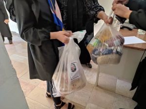 از توزیع بسته‌های کمک معیشتی تا اهدا اسباب‌بازی به کودکان