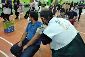 استمرار فعالیت مرکز واکسیناسیون خادمیاران منطقه ١٤ تهران
