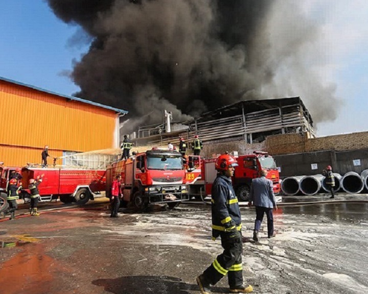 آتش سوزی کارخانه