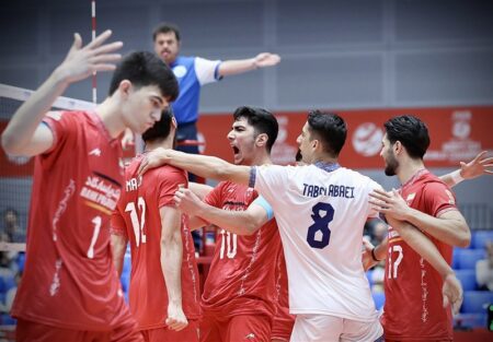 صدرنشینی والیبالیستهای جوان ایران با شکست لهستان 1404060408312188033814934
