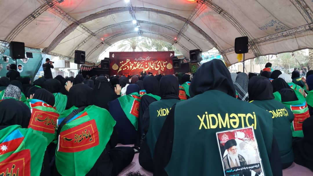 حضور پرشور مردم جمهوری آذربایجان و ترکیه در پیادهروی اربعین حسینی