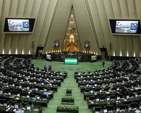 احتمال بررسی ۳ فوریتی خروج ایران از NPT در صحن مجلس img 06092025 175129 (720 x 576 pixel)