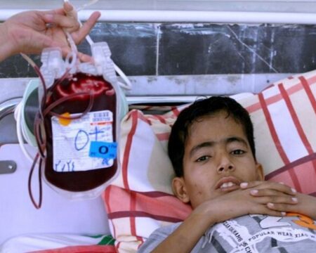 چالش بیماران “تالاسمی و هموفیلی” در ایران/ زندگی زیر سایه تزریق مکرر/ تحریمهایی که جان میگیرد! img 15092025 141326 (720 x 576 pixel)