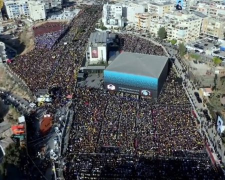 لحظه به لحظه با اولین سالگرد شهیدان نصرالله و صفیالدین در بیروت/ تاکید شیخ نعیم بر ادامه مقاومت img 27092025 191317 (720 x 576 pixel)