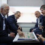 نمایشگاه بزرگ خودرو وثوقیان افتتاح شد؛ عرشیا وثوقیان در مسیر پدر کارآفرین img 30102025 145151 (720 x 576 pixel)