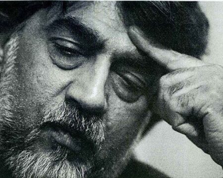 انتقادها به سنگ مزار قیصر: ۱۸ سال است که کاری نمیکنند! img 01112025 152755 (720 x 576 pixel)